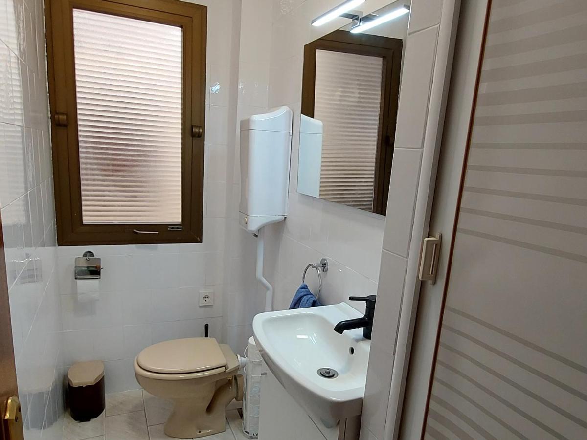 Sol Marina Apartment サロウ エクステリア 写真