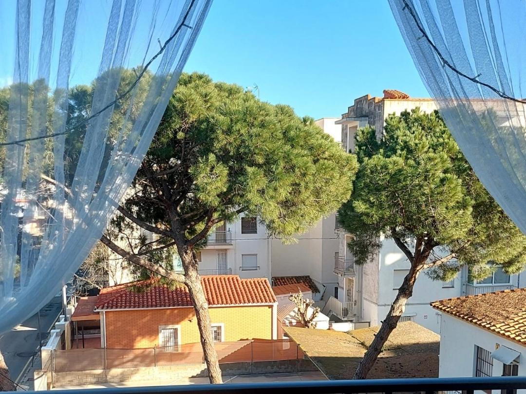 Sol Marina Apartment サロウ エクステリア 写真